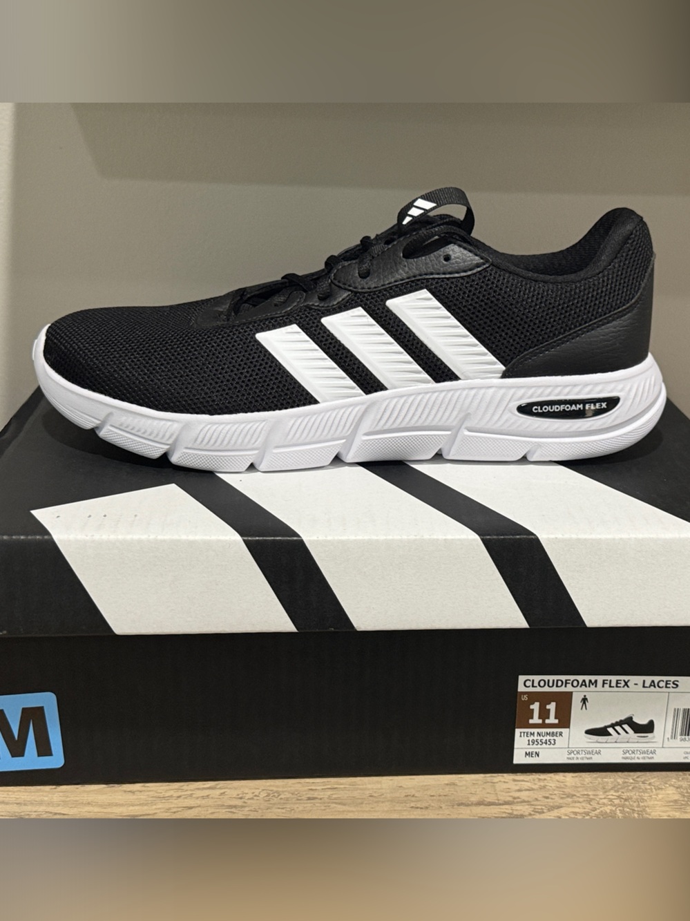 Adidas Cloudfoam Flex Men’s Size 11, Wide Fit Sneakers